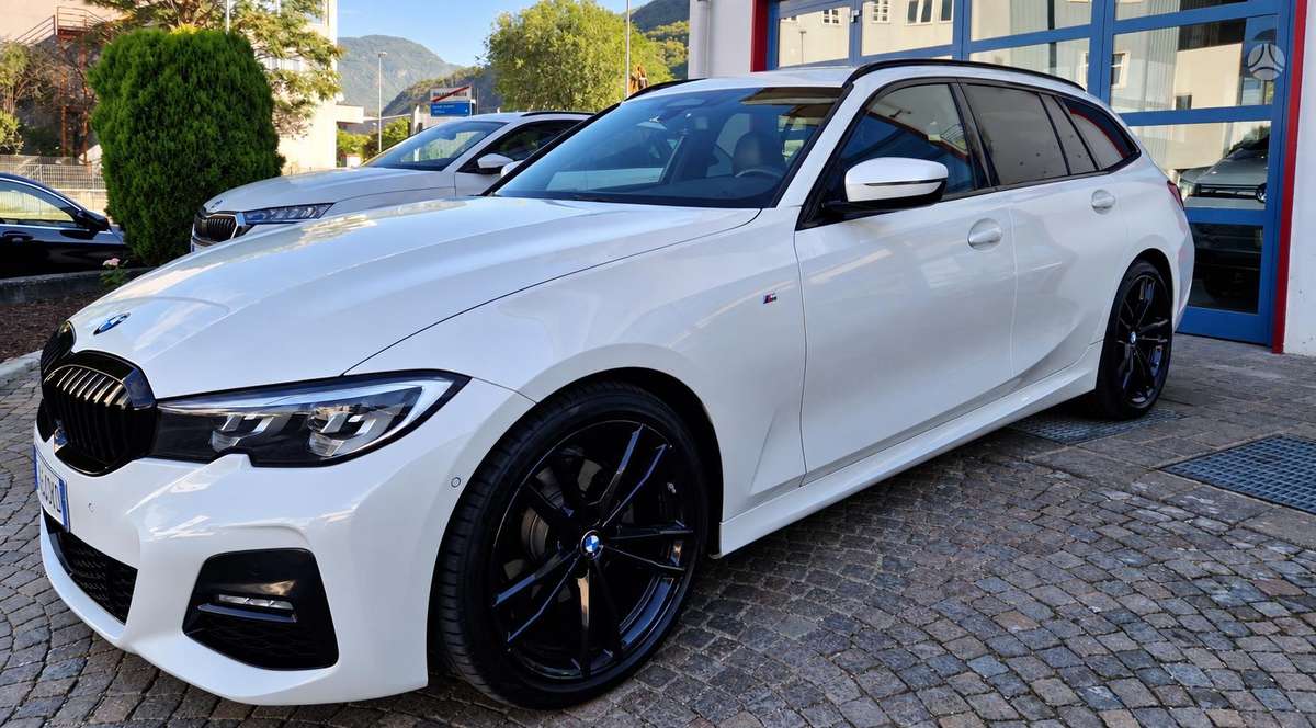 BMW 320 - 1