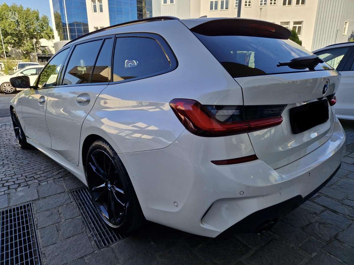 BMW 320 - 3