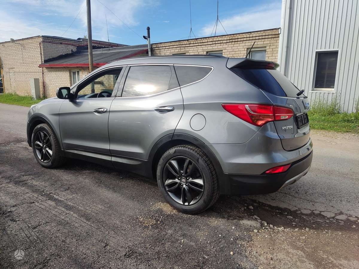 Hyundai Santa Fe - 8