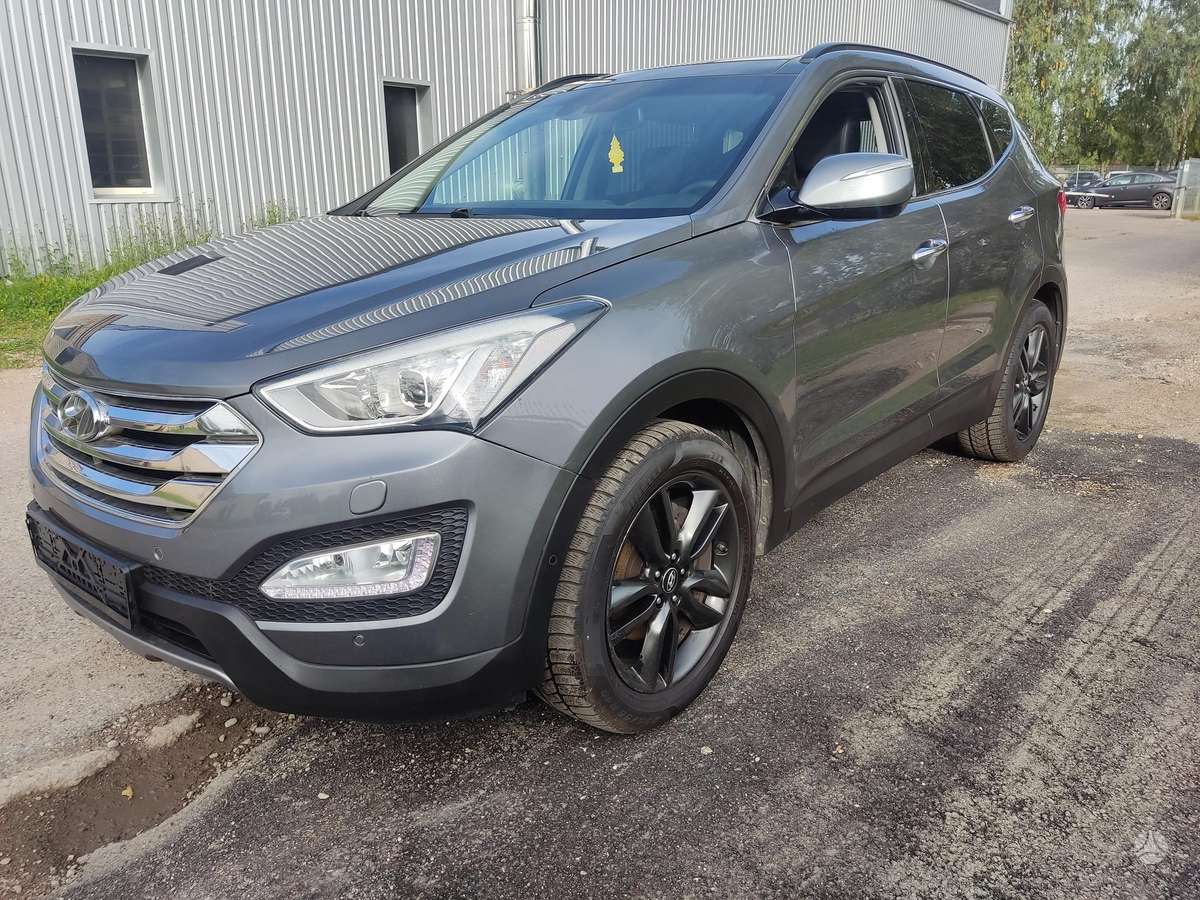 Hyundai Santa Fe - 2