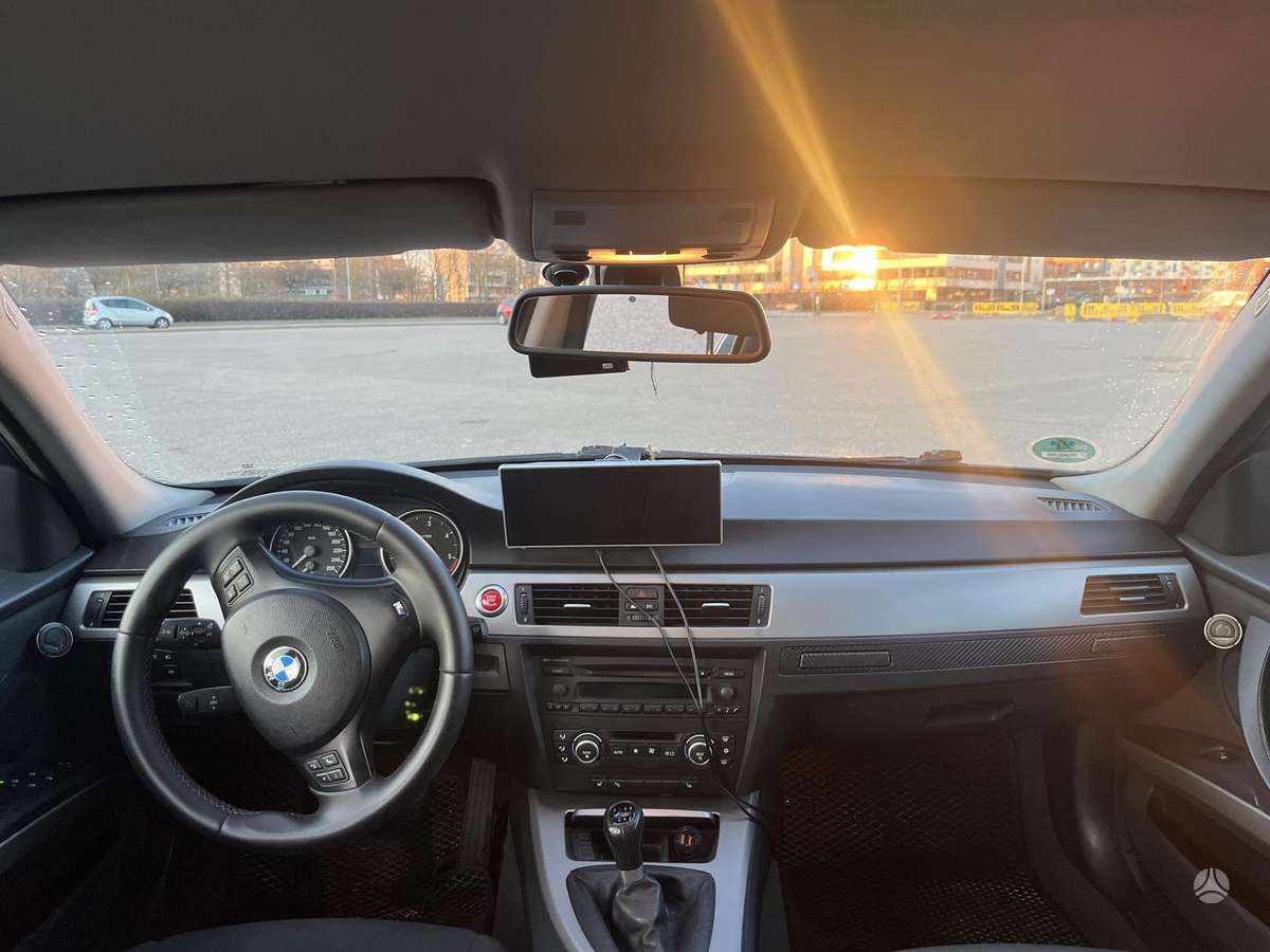 BMW 320, 2.0 l., Универсал