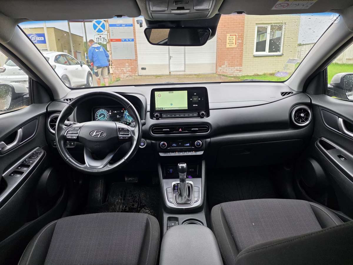 Hyundai Kona - 8