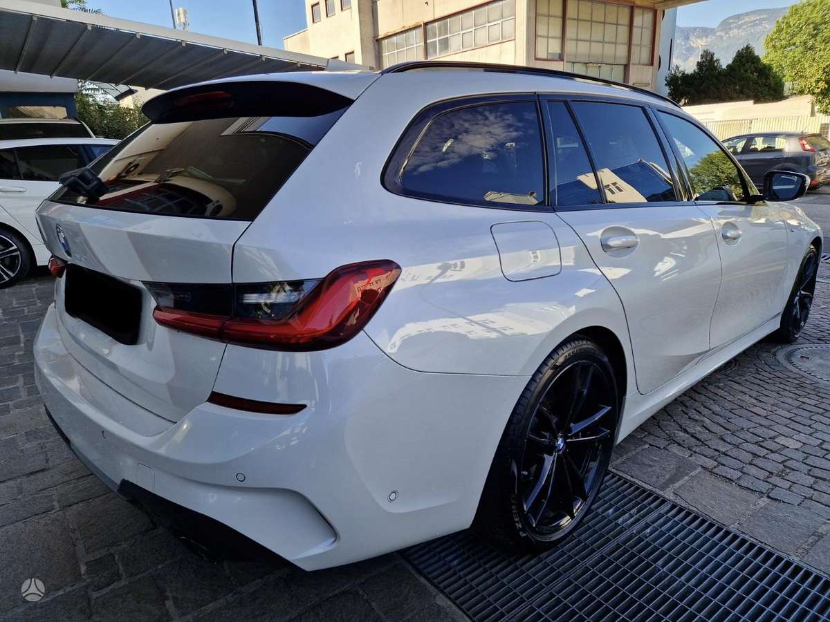 BMW 320 - 5