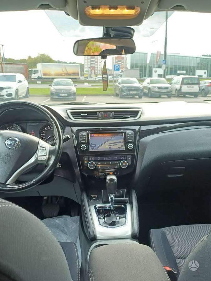 Nissan Qashqai - 8