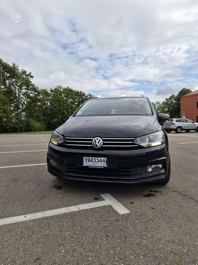 Volkswagen Touran - 2
