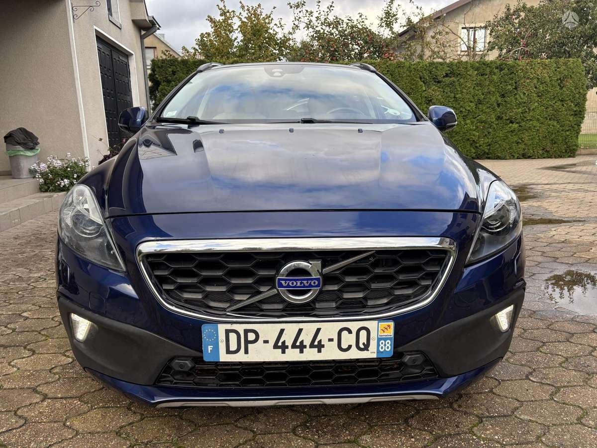 Volvo V40 Cross Country - 2