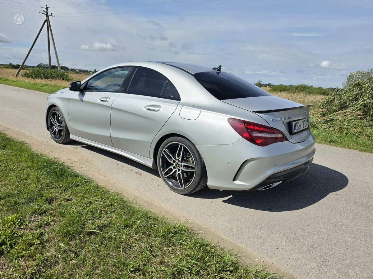 Mercedes-Benz CLA220 - 4