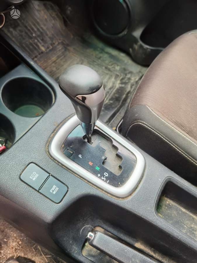 Toyota Hilux - 9