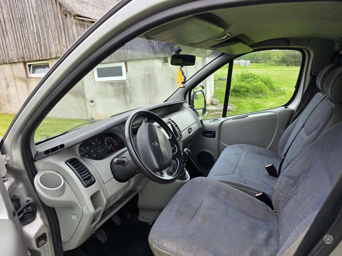 Renault Trafic - 3