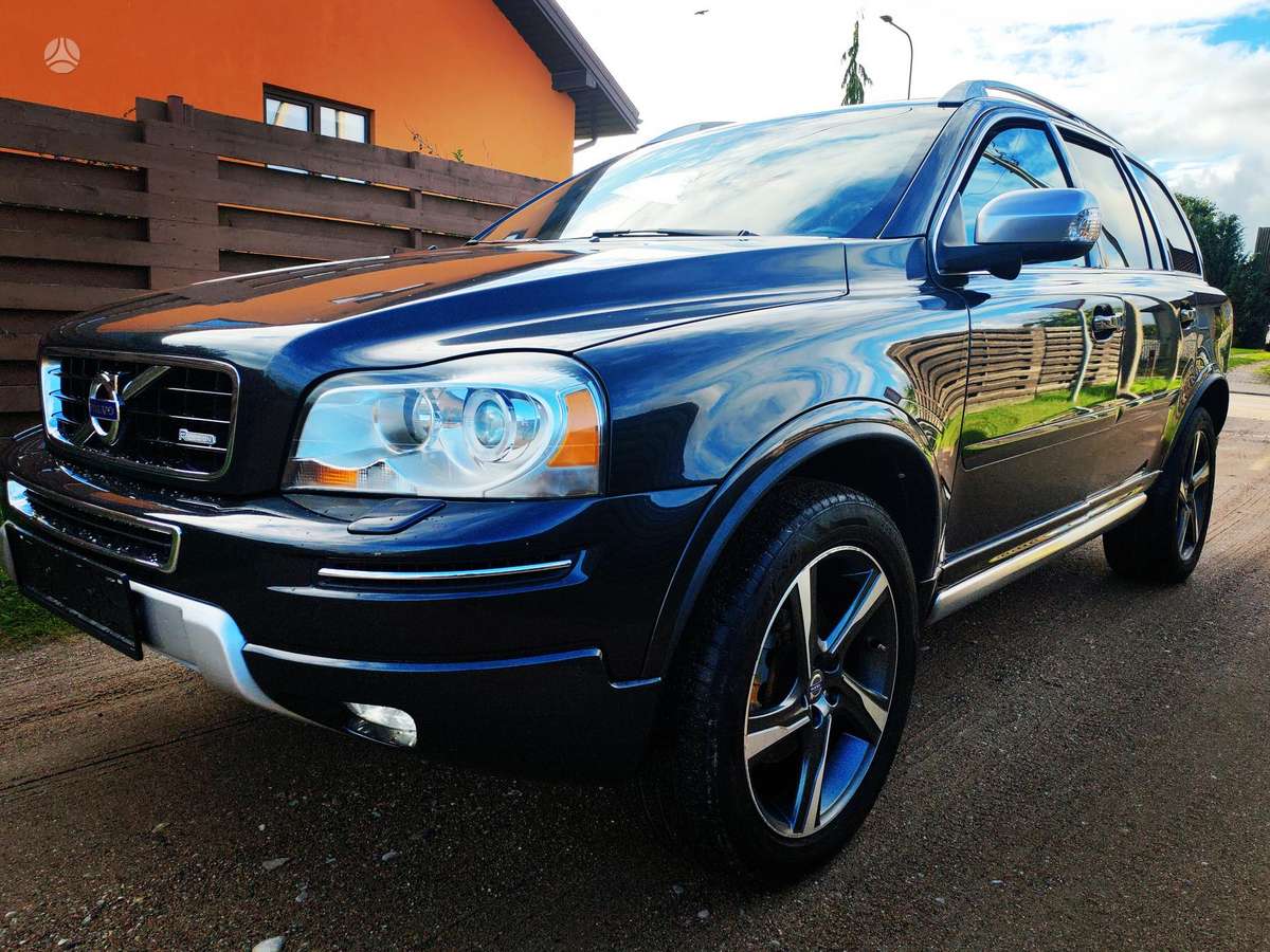Volvo XC90 - 1