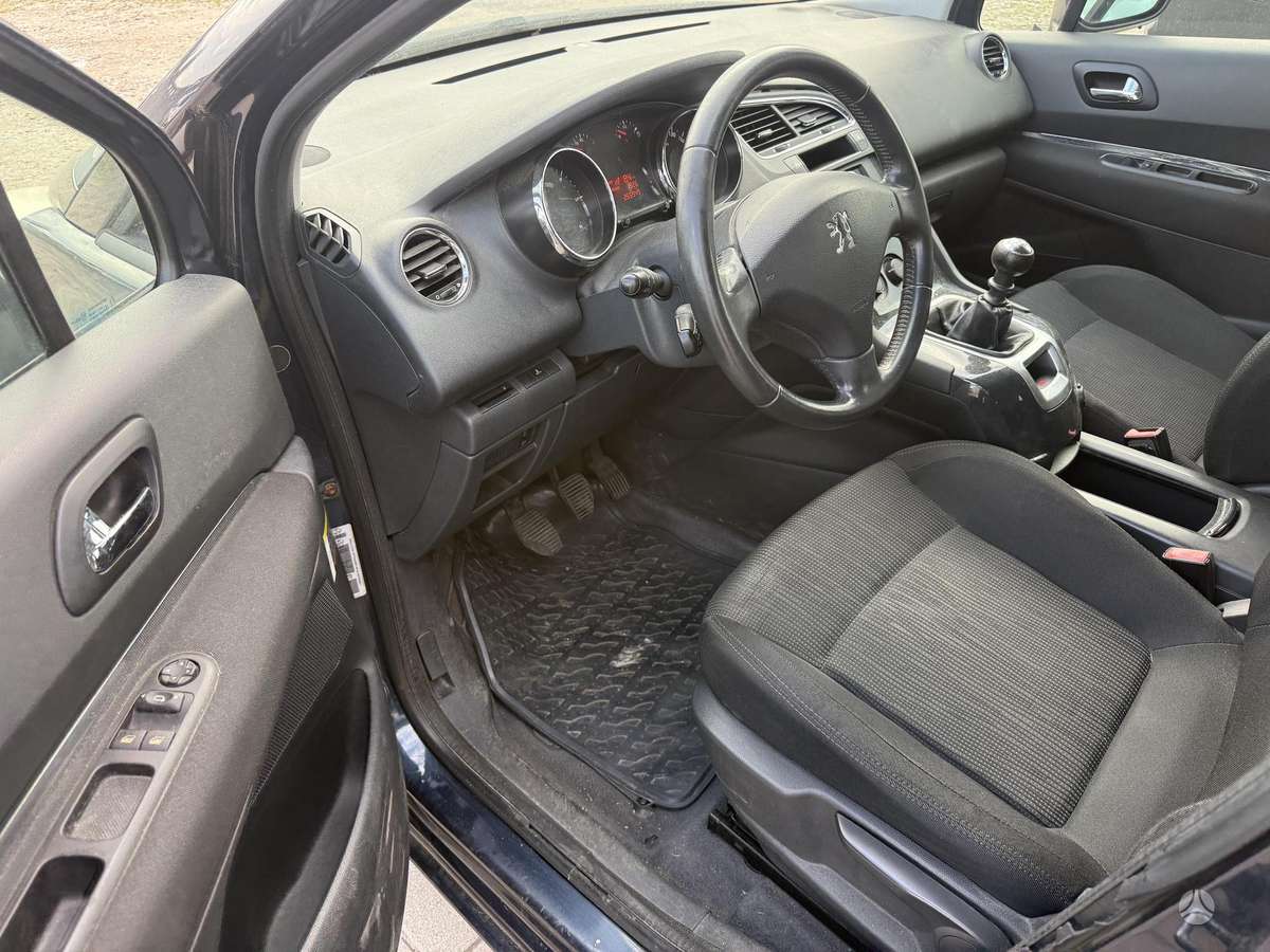 Peugeot 5008 - 9