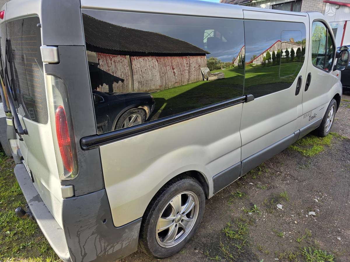 Renault Trafic - 6