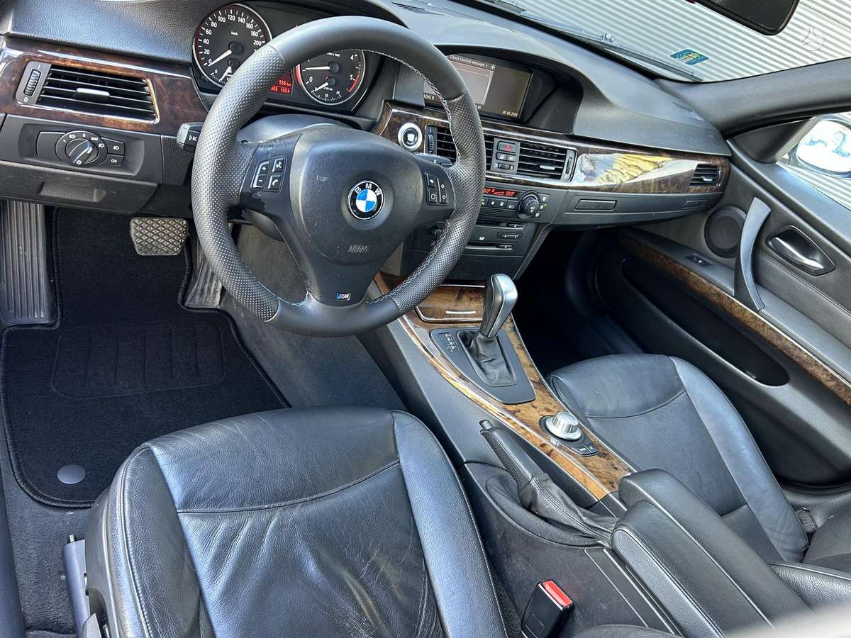 BMW 330, 3.0 l., wagon