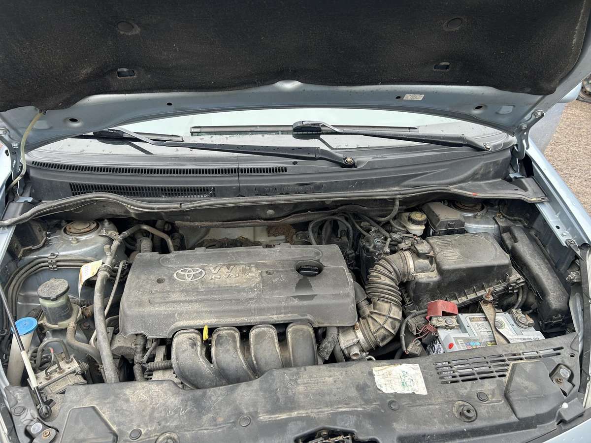 Toyota Corolla Verso - 8