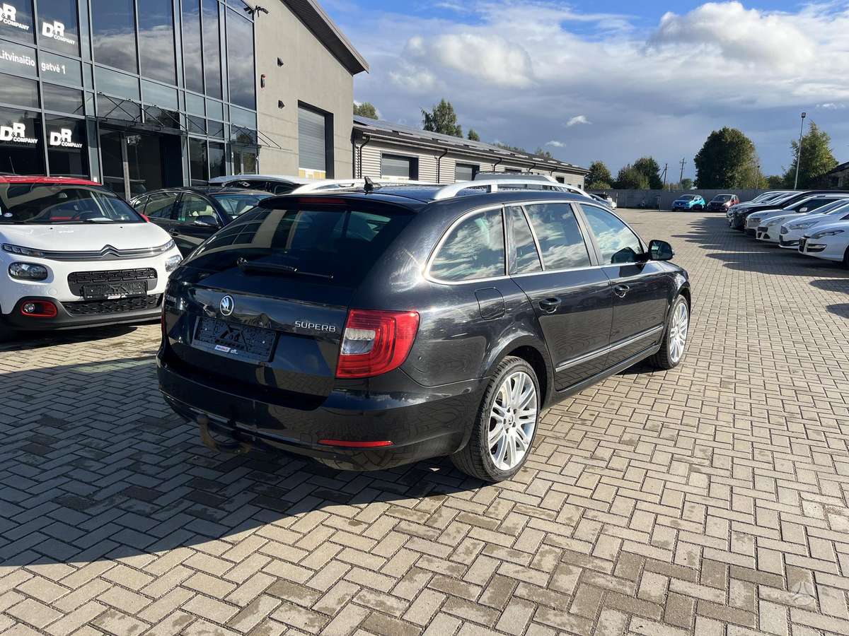 Škoda Superb - 9