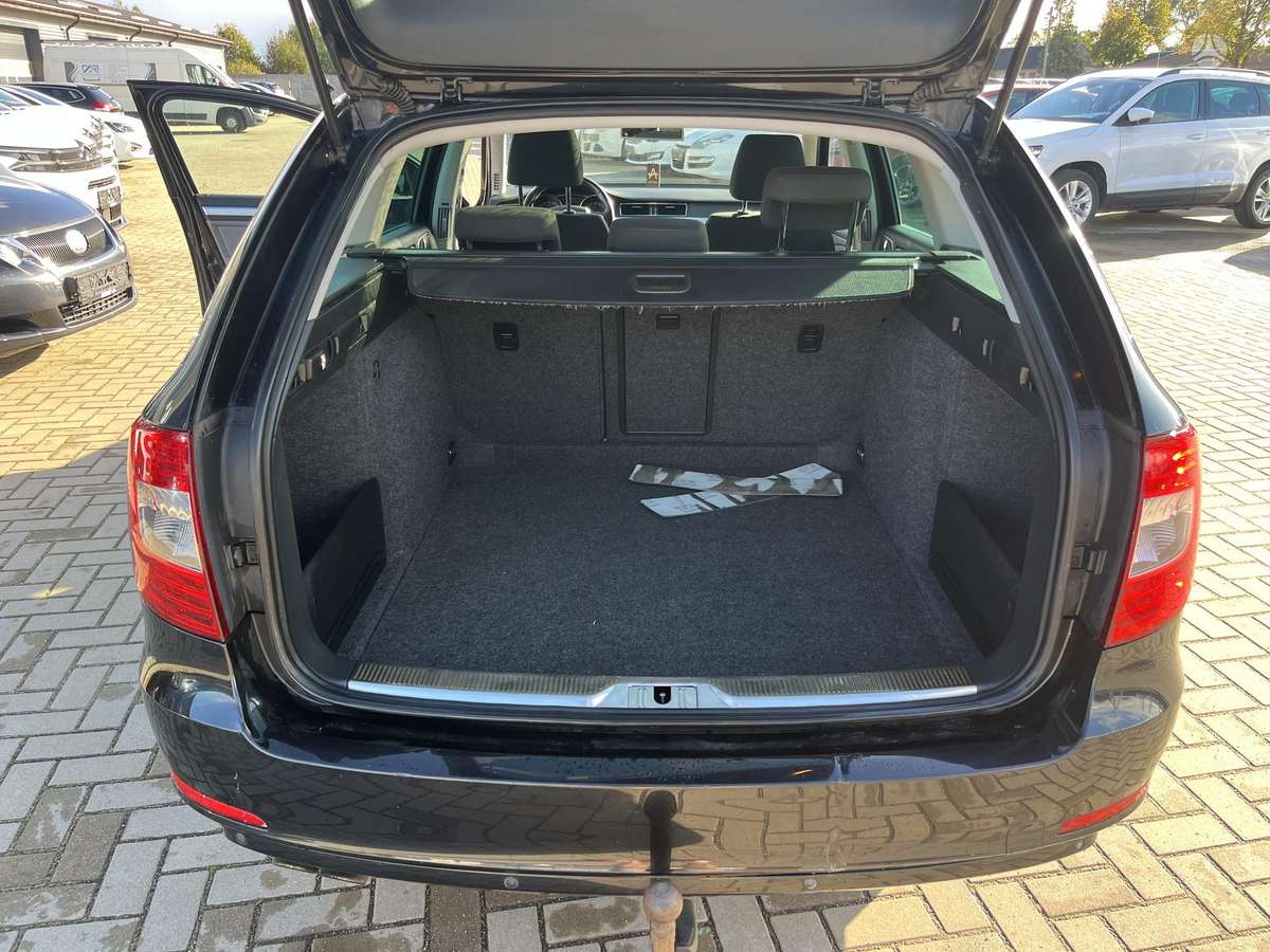 Skoda Superb, 2.0 l., wagon