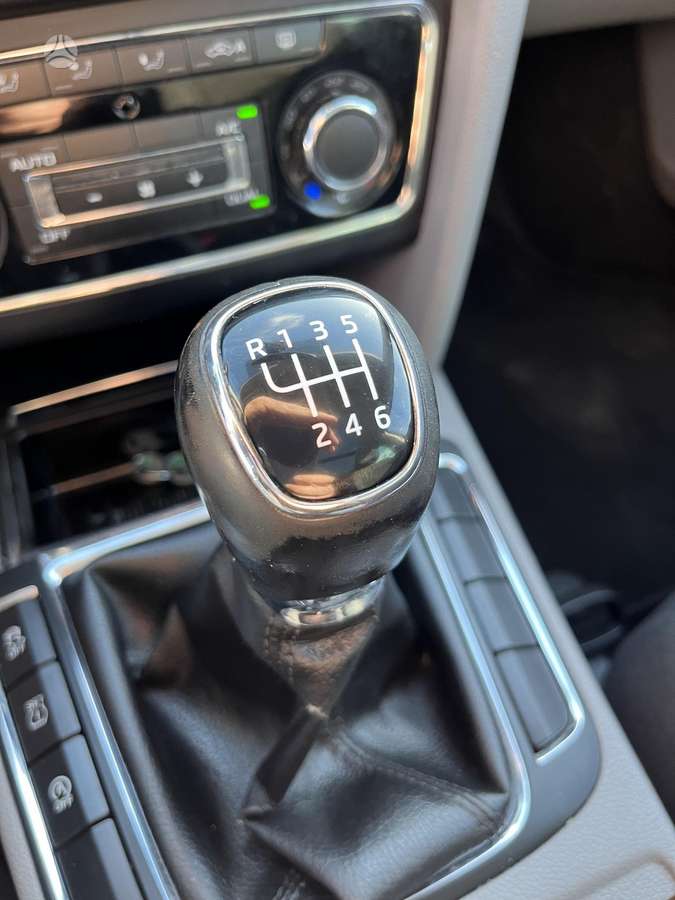 Skoda Superb, 2.0 l., wagon