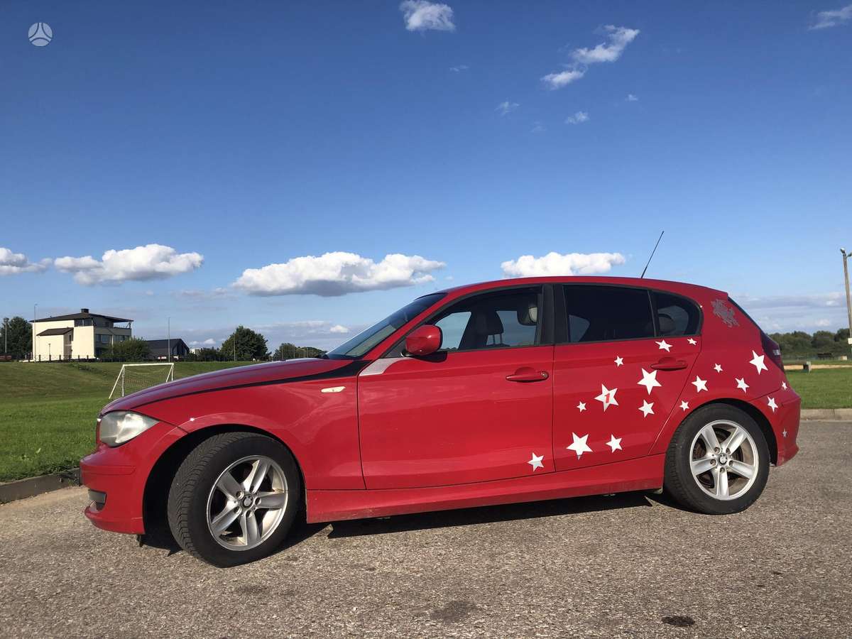 BMW 118, 2.0 l., hatchback