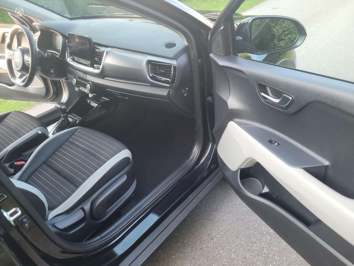 KIA Stonic - 10