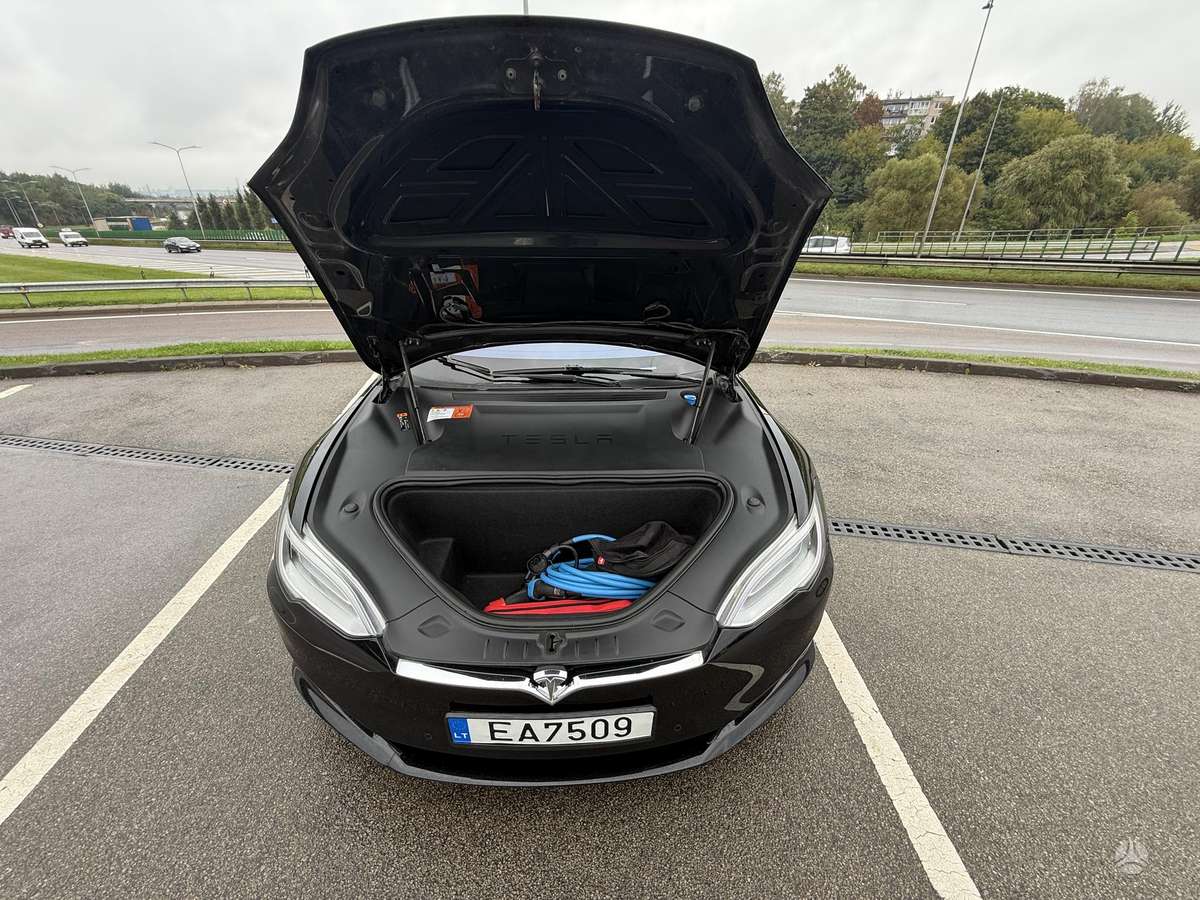 Tesla Model S, 100 кВт·ч, Хэтчбек