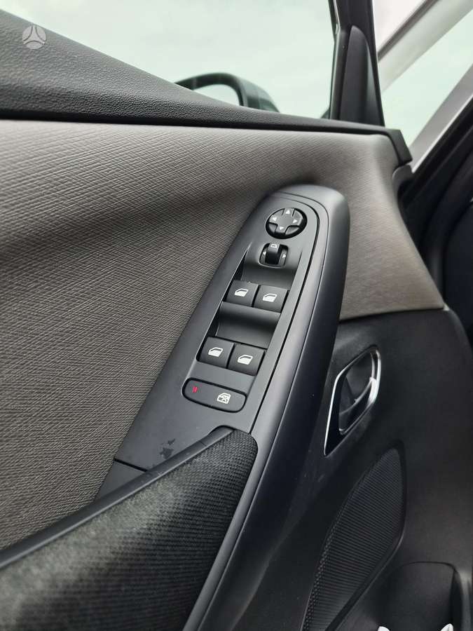Citroën C4 Picasso - 12