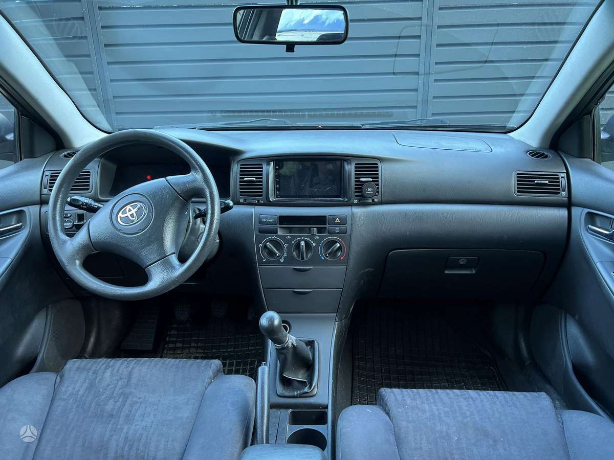 Toyota Corolla - 7