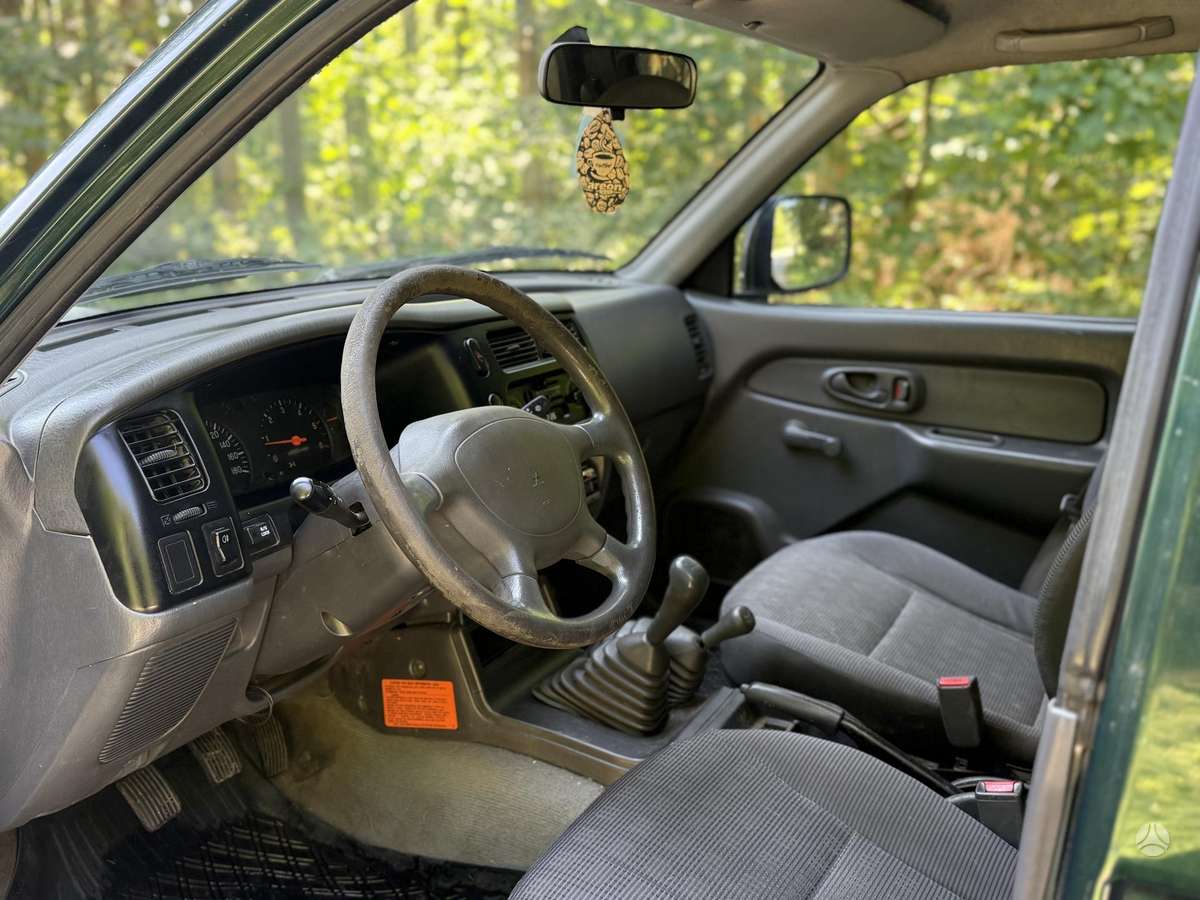 Mitsubishi L200 - 11