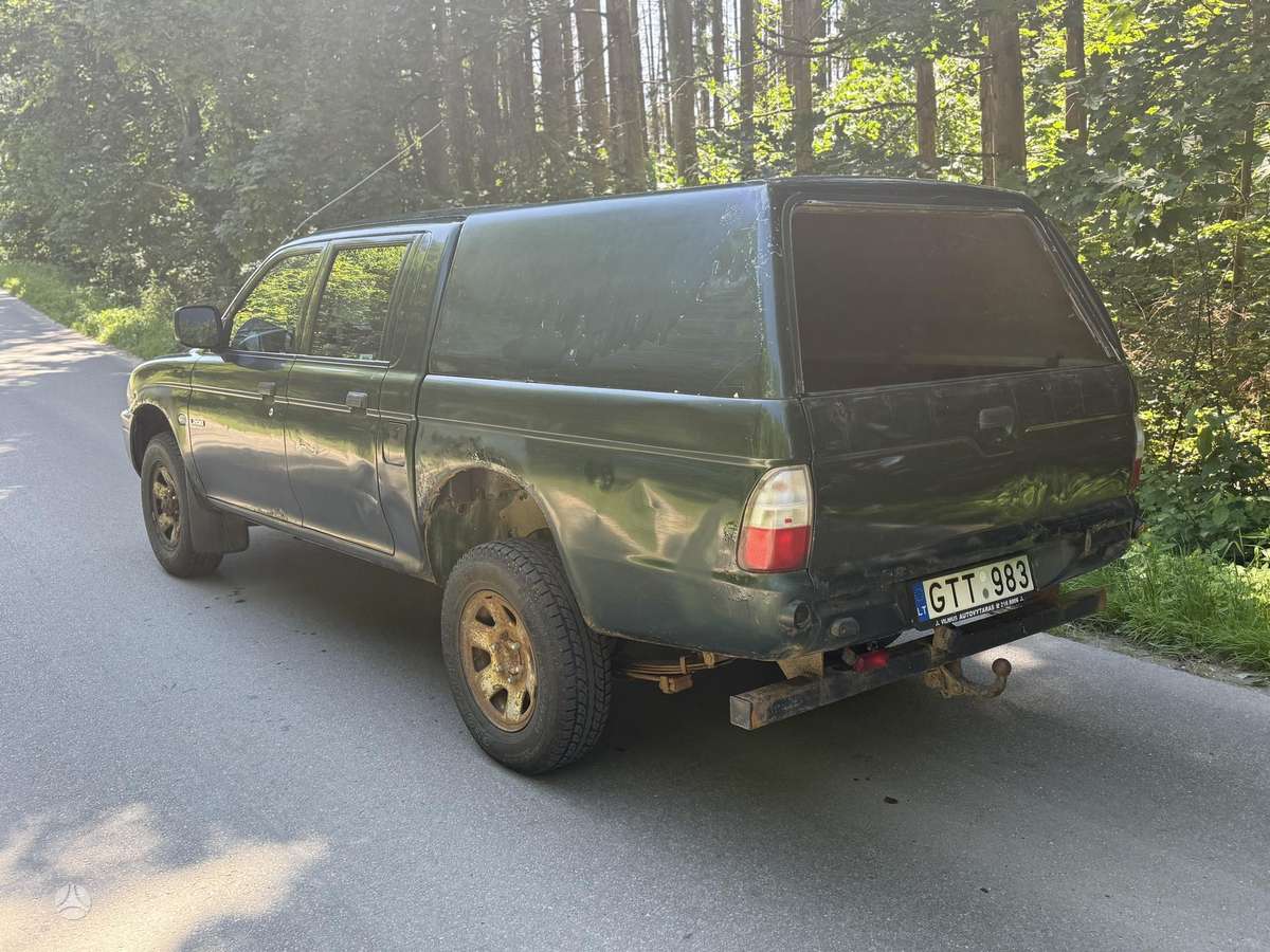 Mitsubishi L200 - 6