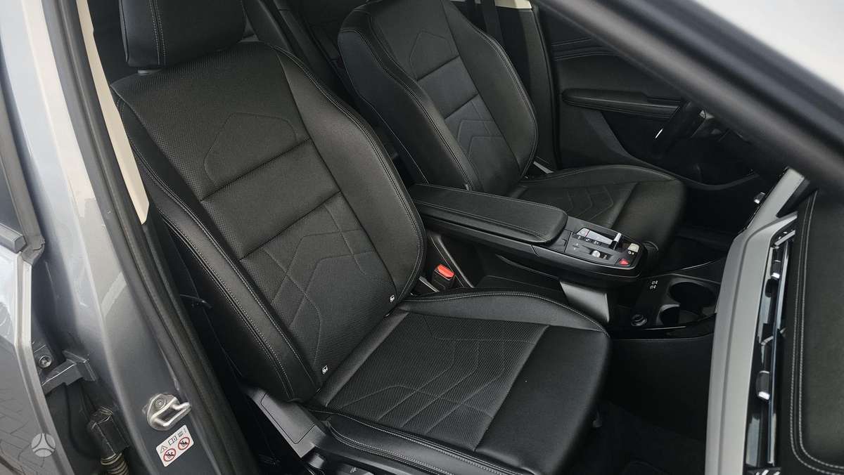 BMW 218 Active Tourer, 2.0 l., Минивэн