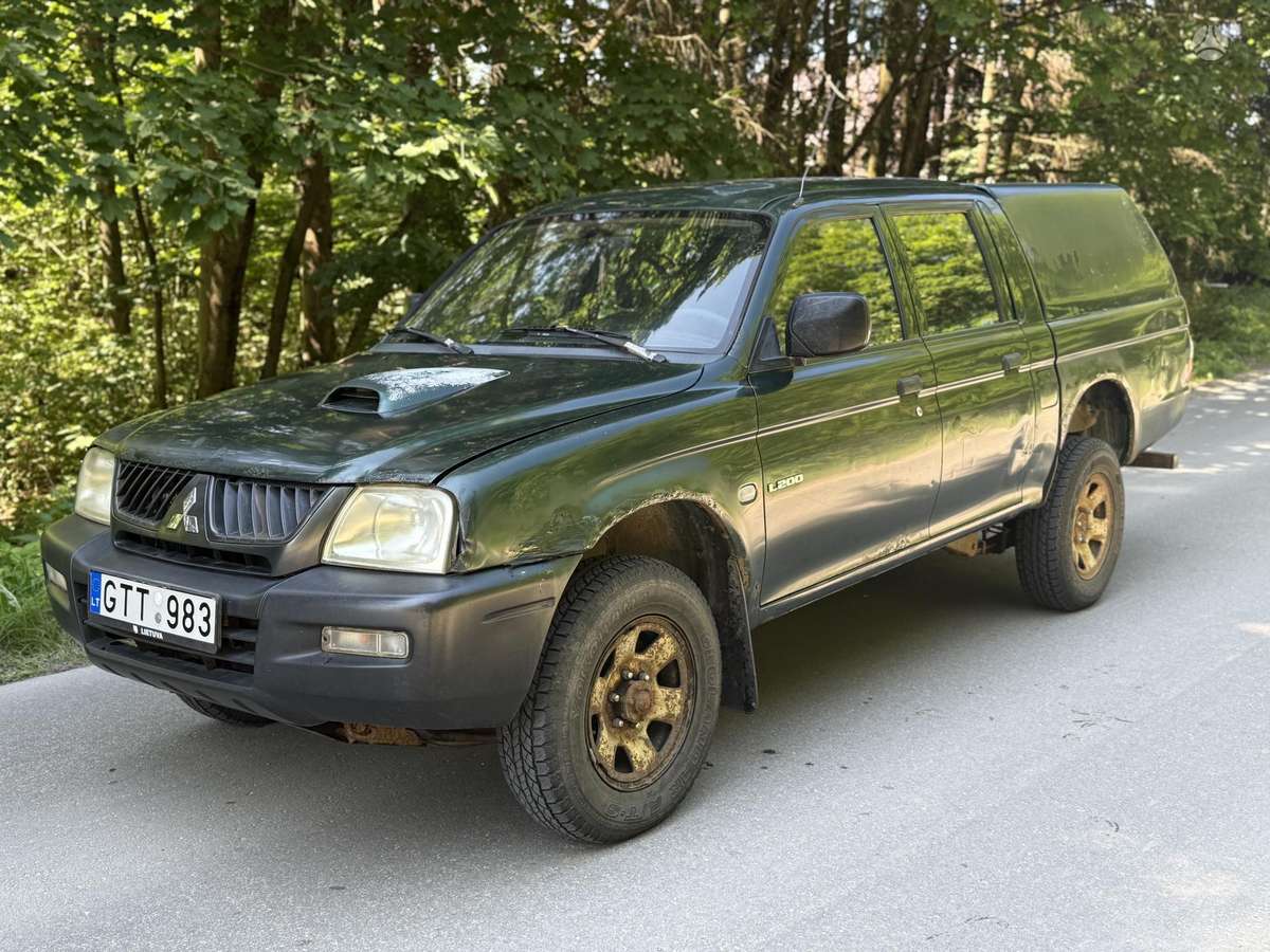 Mitsubishi L200 - 1