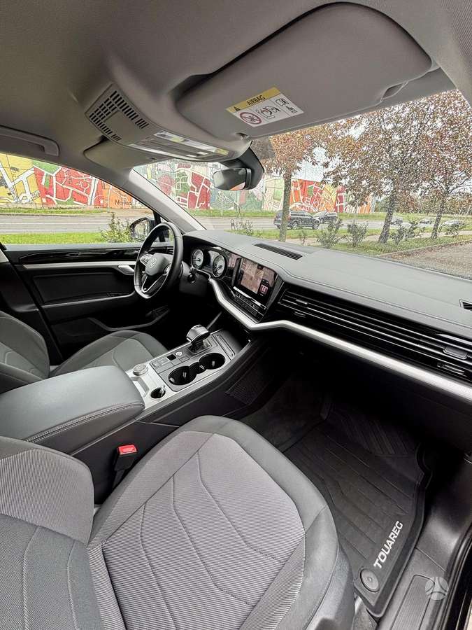 Volkswagen Touareg - 10