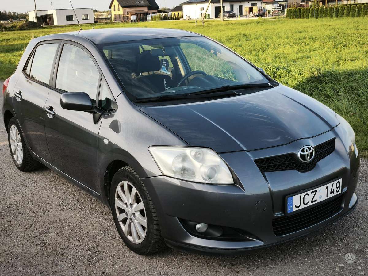 Toyota Auris - 3