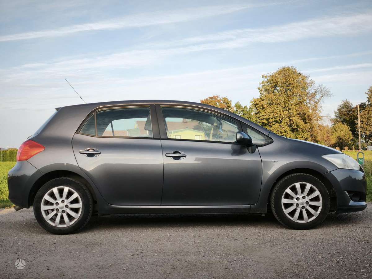 Toyota Auris - 5
