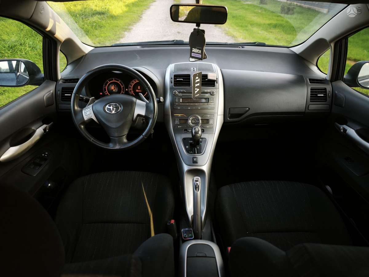Toyota Auris - 9