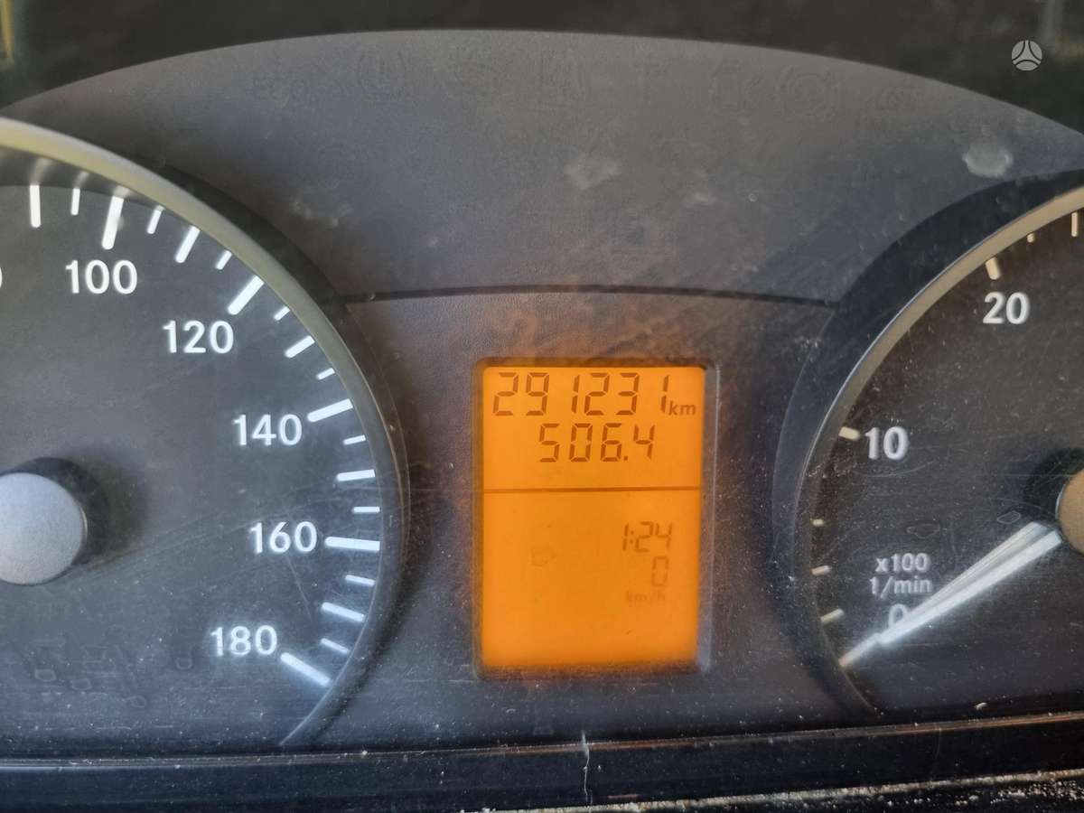 Mercedes-Benz Sprinter - 6