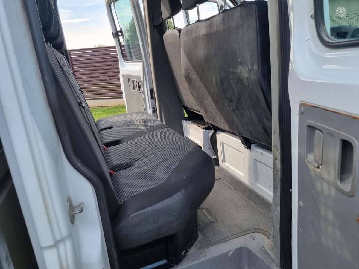 Mercedes-Benz Sprinter - 10