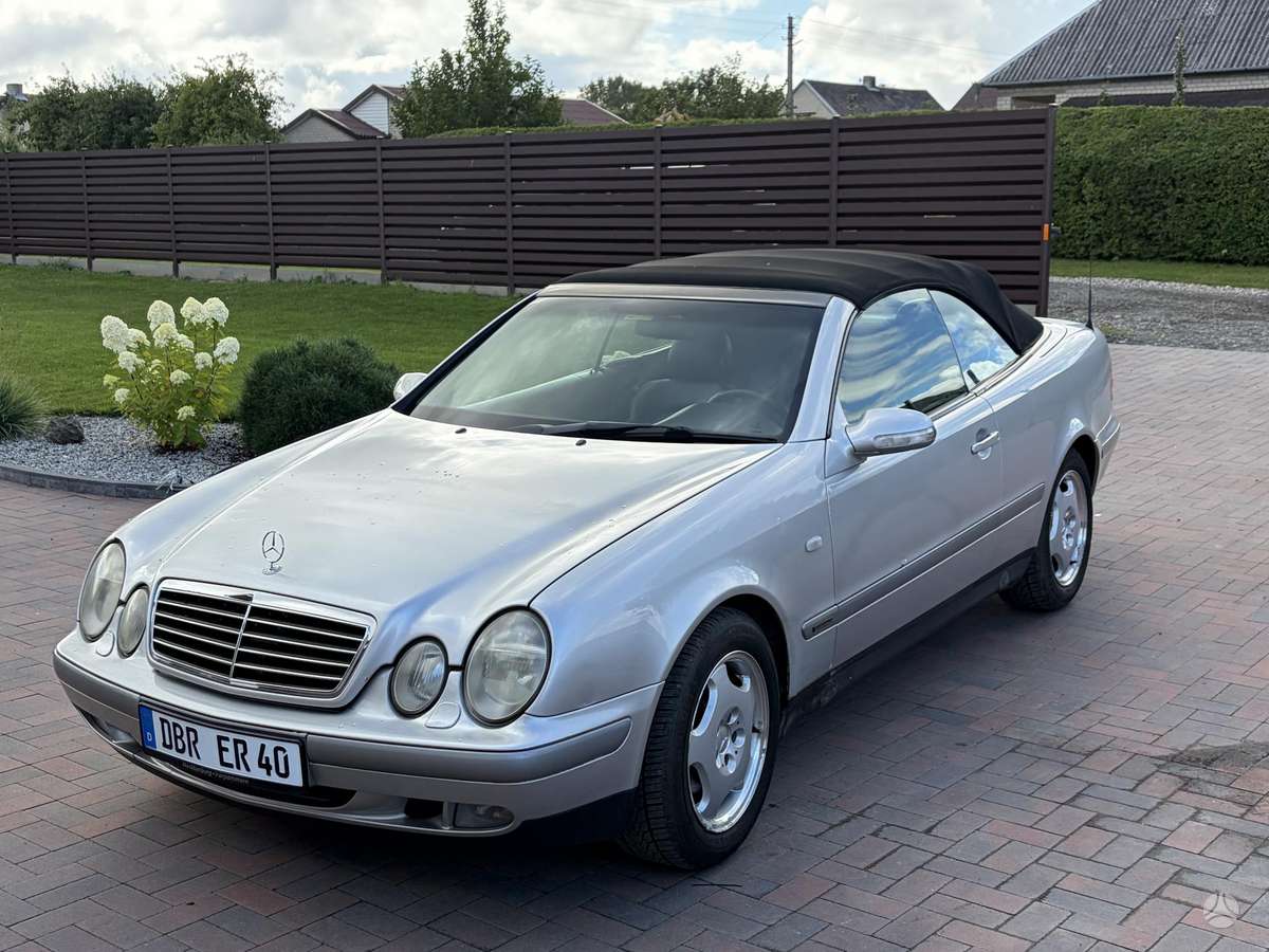Mercedes-Benz CLK200 - 2