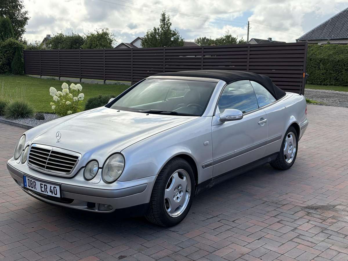 Mercedes-Benz CLK200 - 5