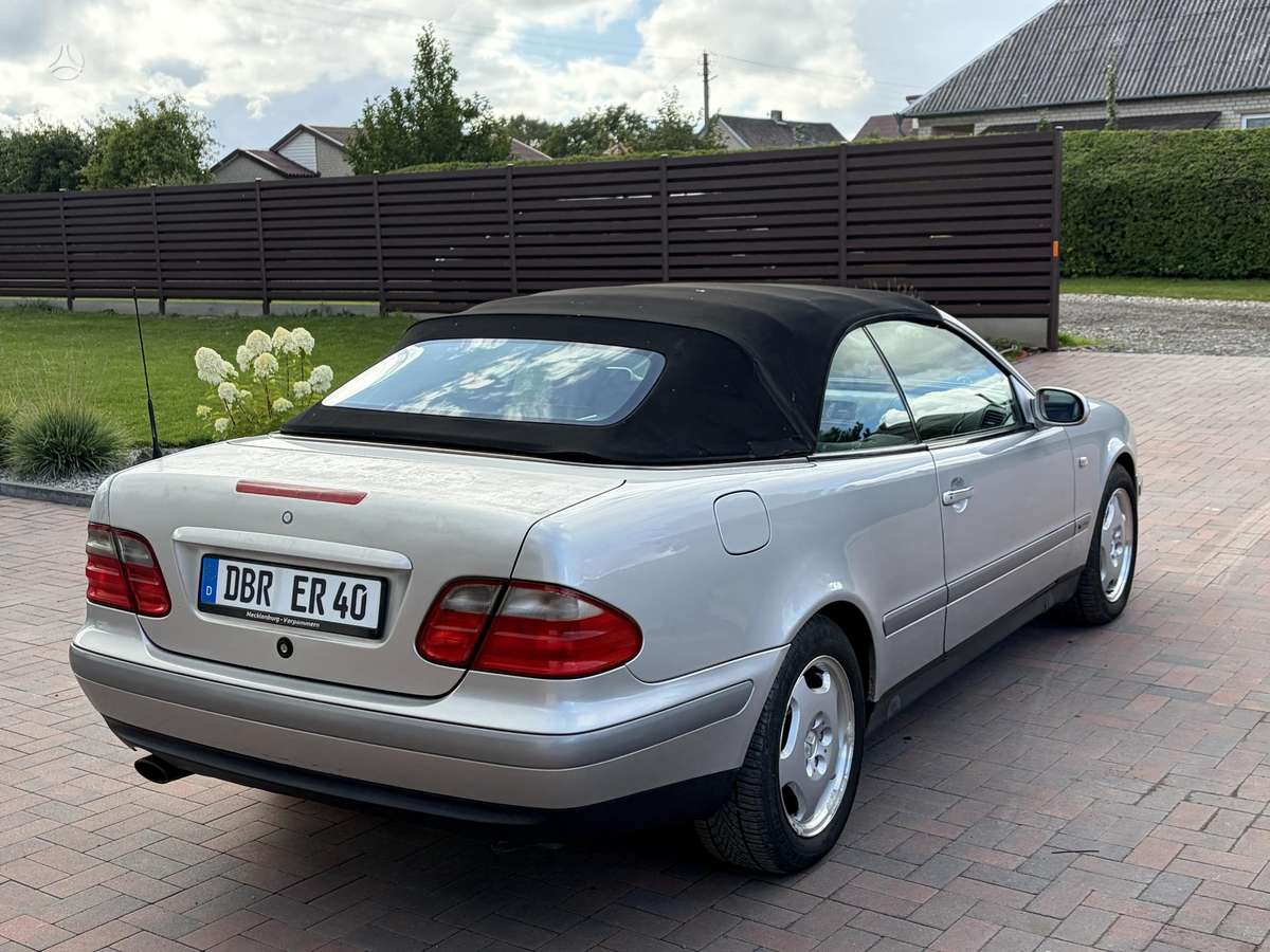 Mercedes-Benz CLK200 - 8