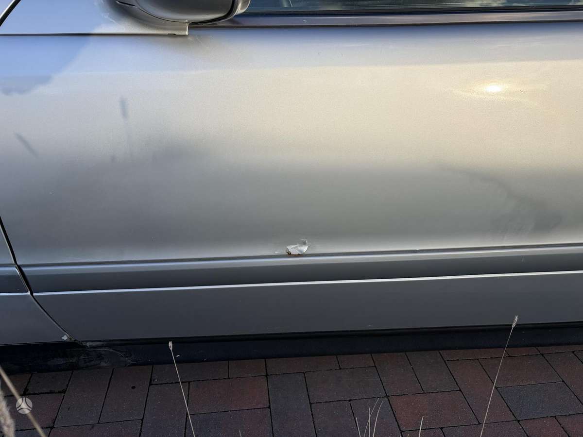Mercedes-Benz CLK200 - 10