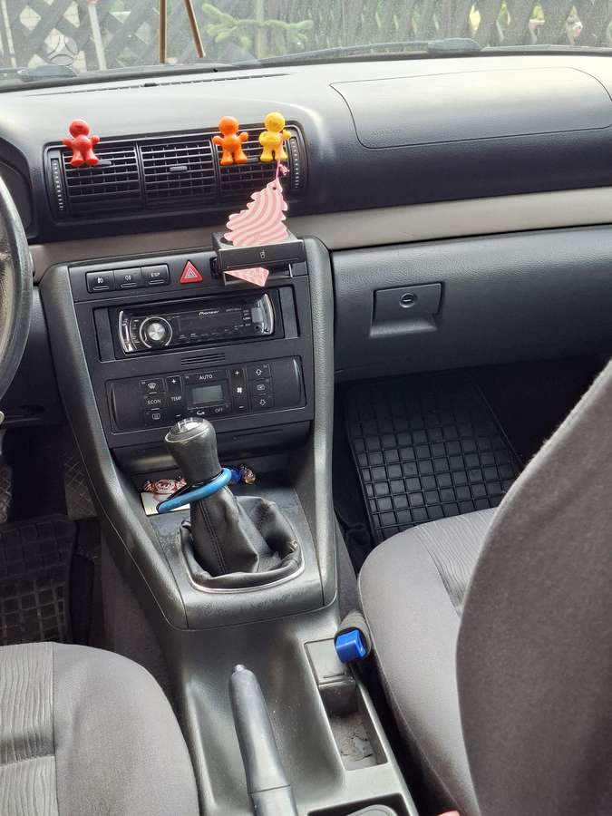 Audi A4 - 6
