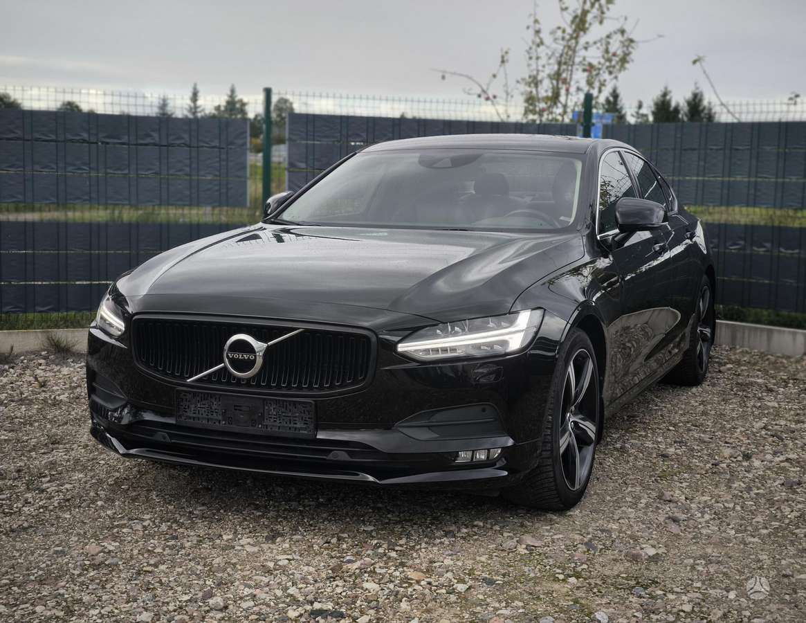 Volvo S90 - 1