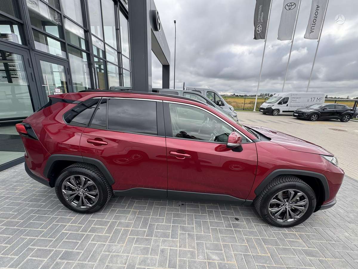 Toyota RAV4 - 7