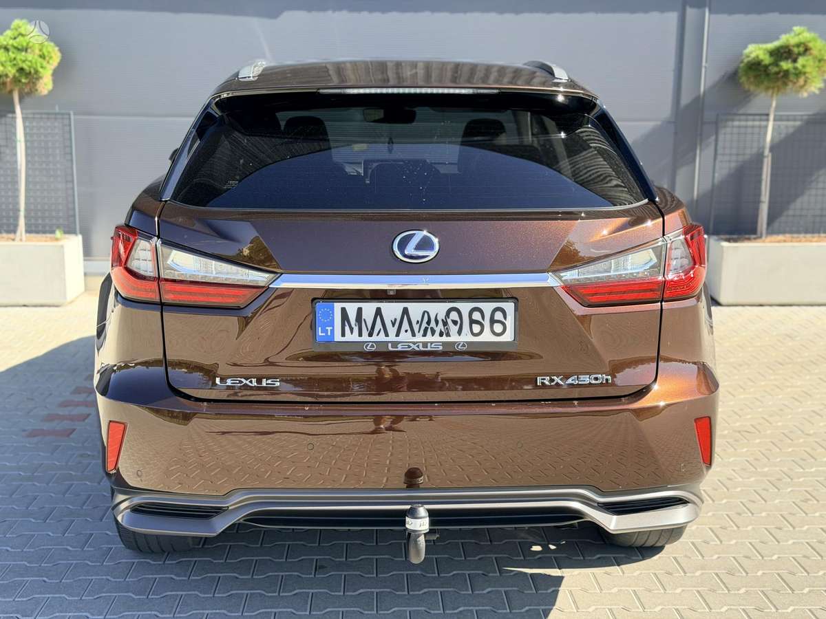 Lexus RX 450h - 11