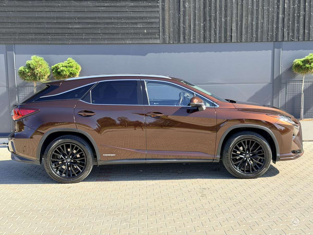 Lexus RX 450h - 12