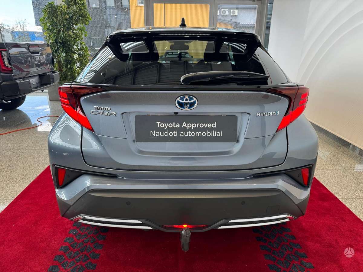 Toyota C-HR - 6
