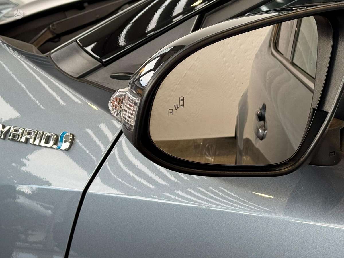 Toyota C-HR - 10