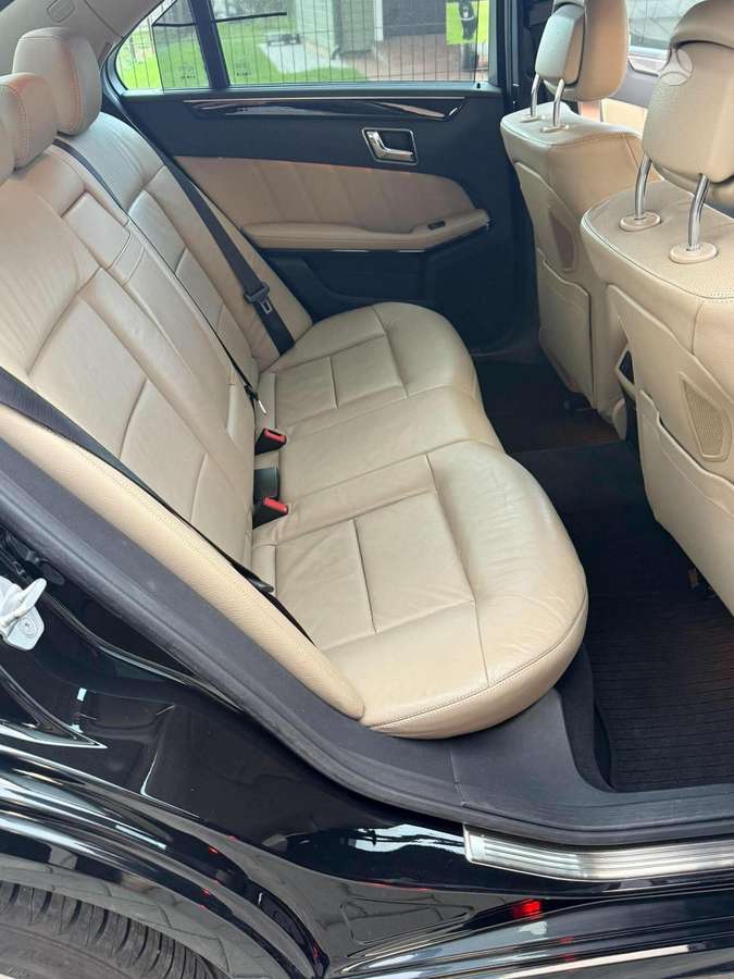 Mercedes-Benz E300 - 6