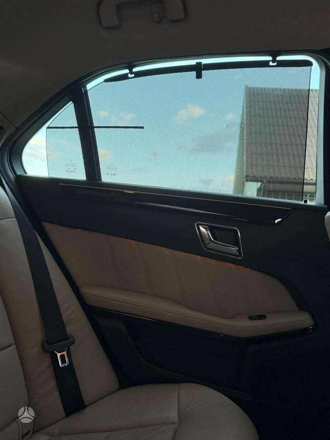 Mercedes-Benz E300 - 7
