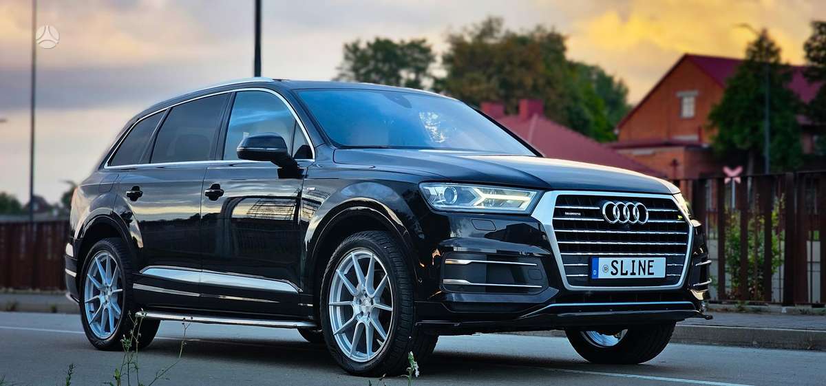 Audi Q7 - 1